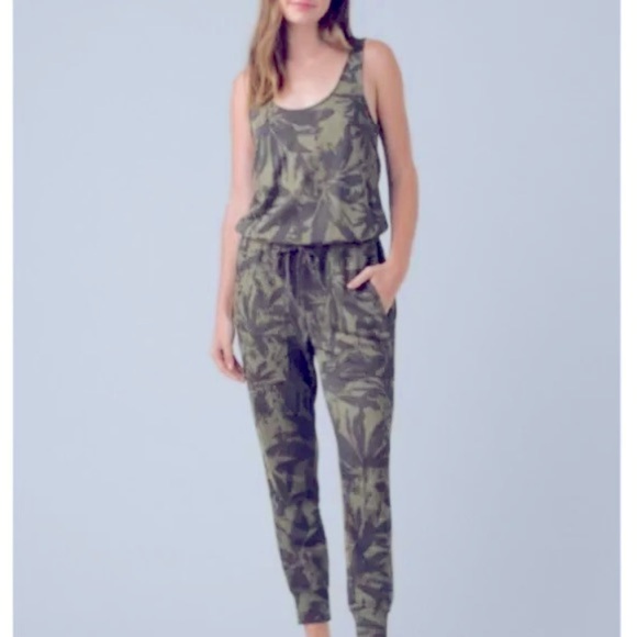 Prana Pants - Prana Sz XS One Piece Jumper Jumpsuit  Camouflage Go Anywhere French Terry NWOT